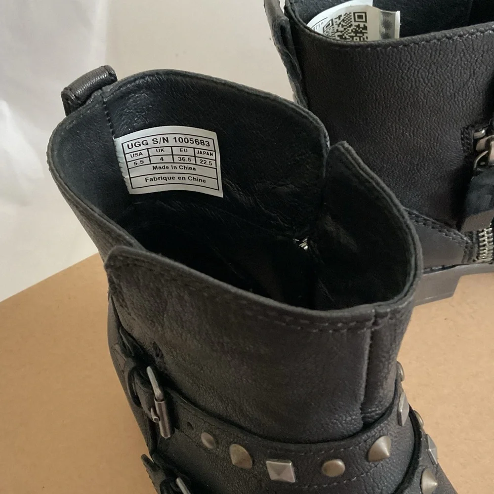 UGG CAMILE ANKLE Moto Biker Black Leather Boots Size 5.5 New - Picture 11 of 14